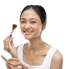 Pulaskan Bedak untuk Ngeset Contour