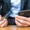 Kartu Debit atau Kartu Kredit