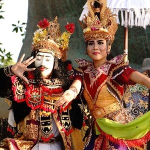 Mengapa Pemilihan Busana dalam Tari Harus Tepat