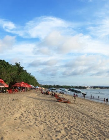 Ingin Pergi ke Pantai Kuta dari Kota Denpasar? Ketahui Dulu 2 Jarak Denpasar ke Kuta Bali!