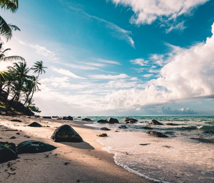 View Pantai di Kamar Sambil Rebahan? Cek 10 Hotel di Pinggir Pantai Jogja Ini!