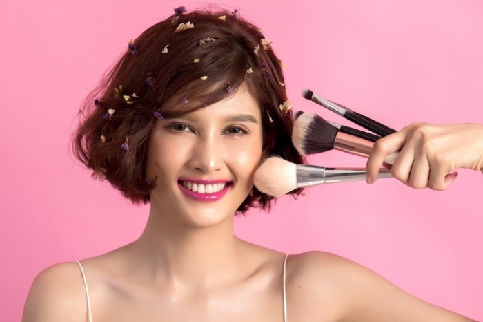Bagaimana Cara Pakai Bedak Marcks Pink yang Benar?