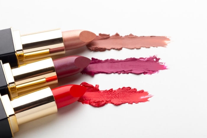 Berbagai Warna Lipstik untuk Kulit Sawo Matang