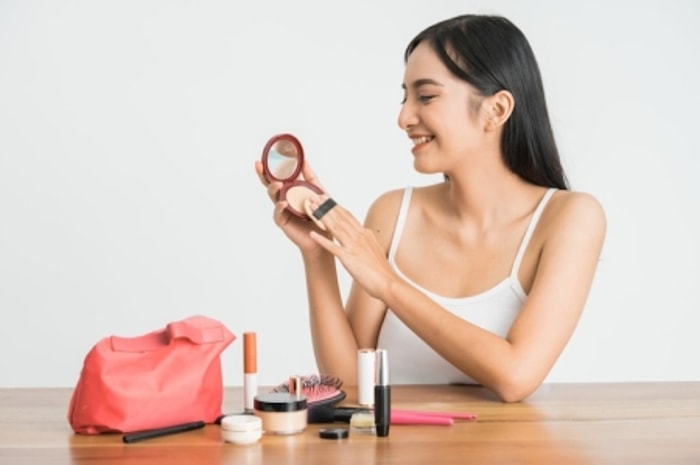Ikuti Step Pertama dari Cara Blush On ala Korea!