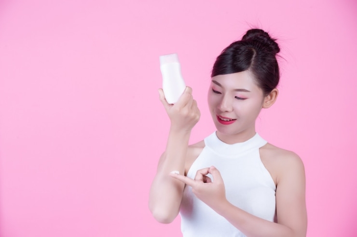 Kenapa Harus Pakai Marina Handbody Lotion?