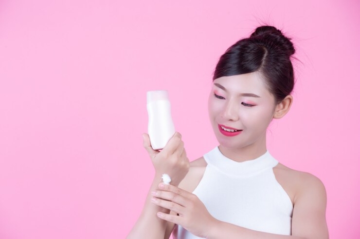 Apa yang Dimaksud dengan Sunblock vs Handbody?