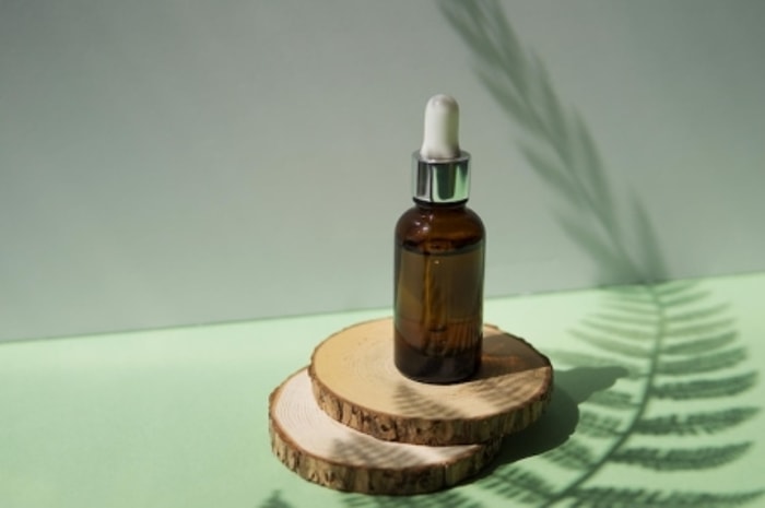 Ketahui Fungsi Serum Vitamin C Wardah Satu Ini!