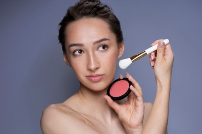 Blush On Si Penentu Hasil Riasan Anda