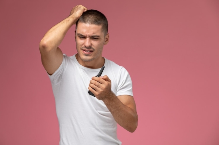 Penyebab Rambut Lepek yang Sering Terjadi pada Pria