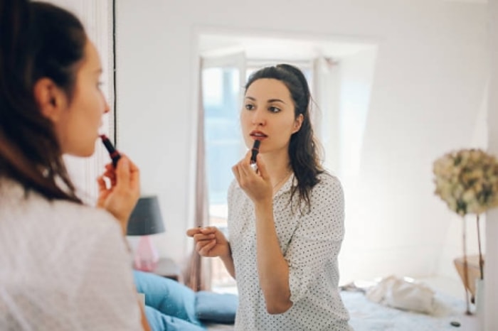 Bibir Hitam Hilang Seketika!