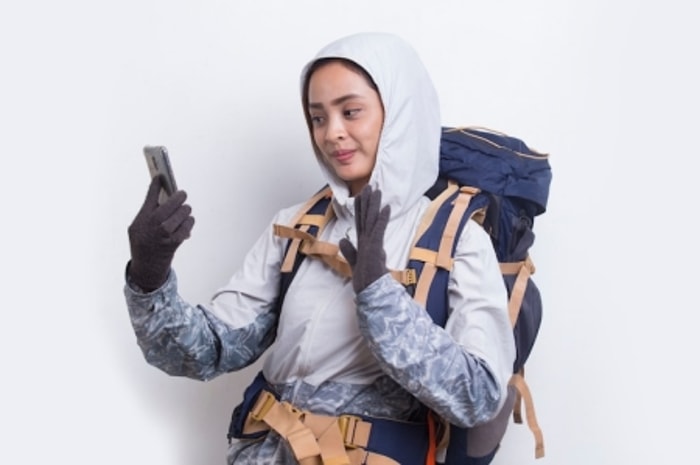 Outfit Hijab ke Gunung Paling Santuy