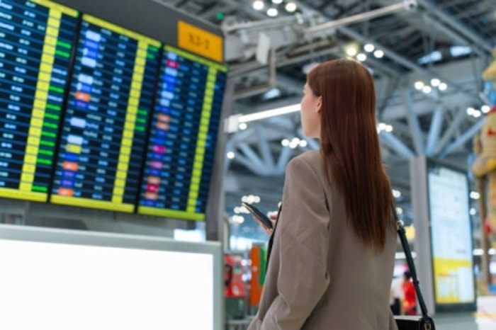 Letak Nomor Gate di Sebelah Kolom Destinasi