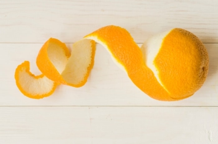 Oranges Make Skin Shines, but They also Cause Pests to Die!